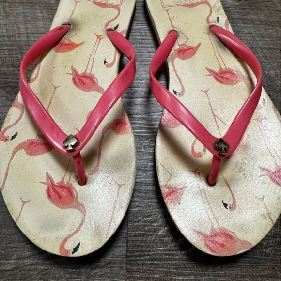 Kate Spade Flamingo Flip Flops Size 7-8 - Picture 2 of 6